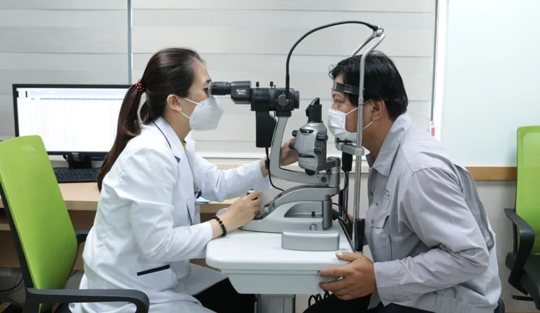 Comprehensive Diagnosis and Treatment of Ophthalmic Conditions at SANTE Hospital