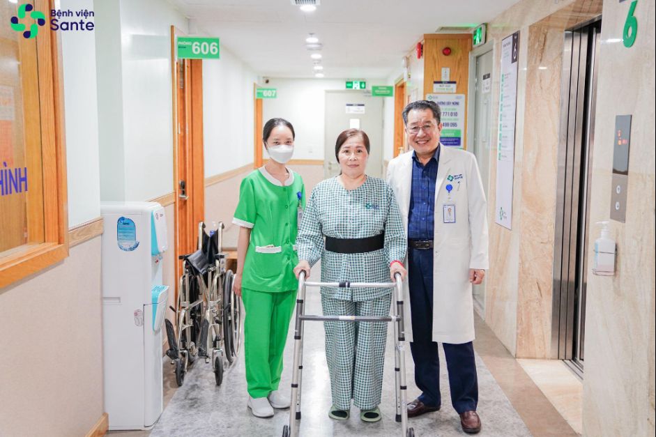 Overseas Vietnamese from the Netherlands Returns Home for Revision Knee Arthroplasty Following Failed Initial Surgery