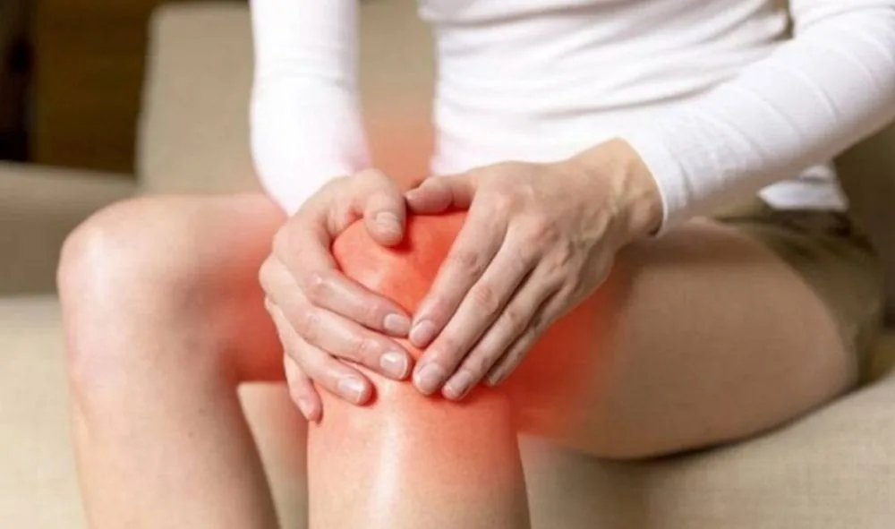 Sante Hospital - How is knee pain when standing up and sitting down treated? (Figure 3)
