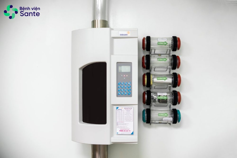 Automated Pneumatic Tube Specimen Transport System