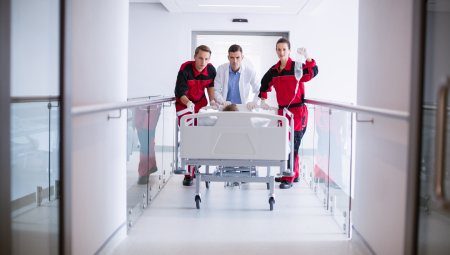 Emergency admissions 24/7