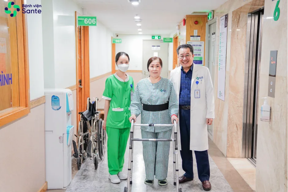 DUTCH OVERSEAS VIETNAMESE RETURNS TO VIETNAM FOR REVISION KNEE ARTHROPLASTY FOLLOWING PRIMARY FAILURE - SANTE Hospital Binh Thanh, HCMC