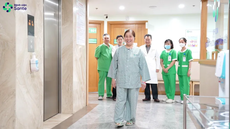 DUTCH OVERSEAS VIETNAMESE RETURNS TO VIETNAM FOR REVISION KNEE ARTHROPLASTY FOLLOWING PRIMARY FAILURE - Image 3 - SANTE Hospital Binh Thanh, HCMC